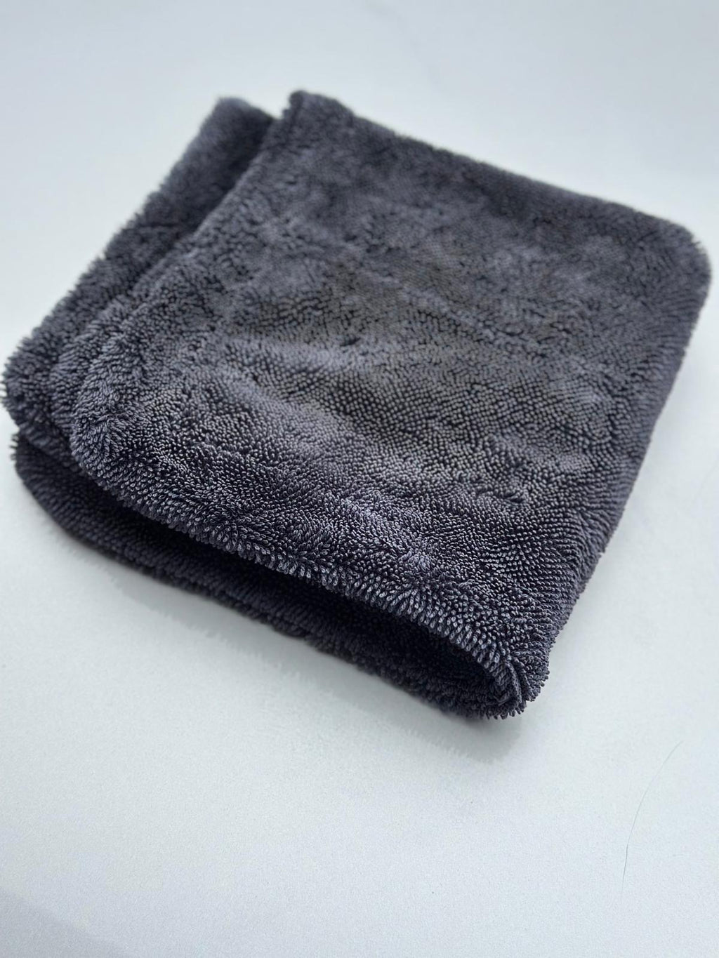 Supreme Shine Ultra-Soft Microfiber Cloth – Premium Car Detailing Towel for Scratch free and streak free.